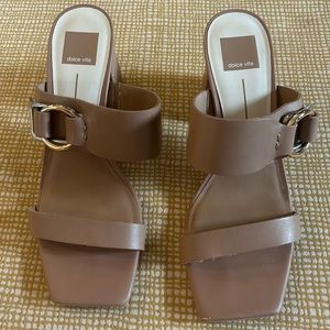 Dolce Vita Square Toe Heeled Sandal Size 9W